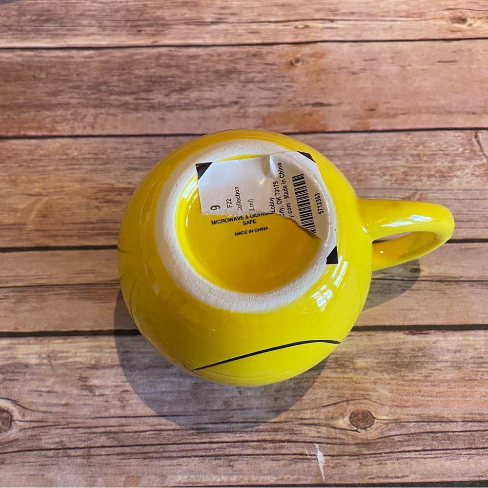 APR Donation 🌷
 Smiley Face Coffee Mug - Picture 4 of 4